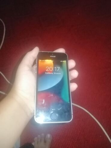 ноутбук 16: IPhone SE, Б/у, 32 ГБ, 55 %