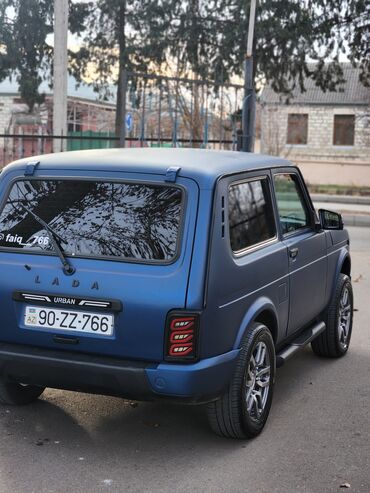 Avtomobil satışı: VAZ (LADA) 4x4 Niva: 1.7 l | 2015 il 155000 km Universal