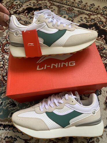 лора пиано обувь мужская: Продается новый полуклассический обувь Li-ning 

Original