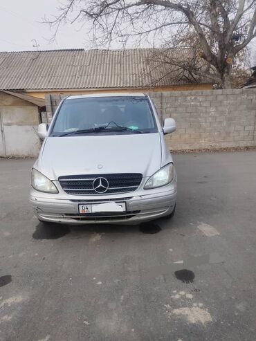 мес 190: Mercedes-Benz Vito: 2004 г., 2.2 л, Автомат, Дизель, Минивэн