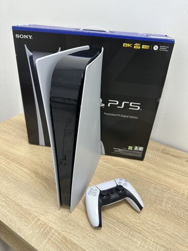 сони плэйстейшен: Продаю Sony PlayStation 5, версия без дисковода. Приставка привозная