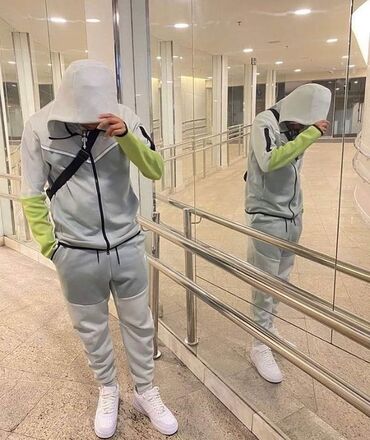 Kompleti: Cena 4400 dinara 
Decije 10 12 14 
Odrasle S M L XL XXL — 16