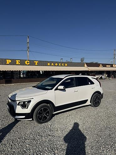 5 120 бмв: Kia Niro: 2022 г., 1.6 л, Робот, Гибрид, Кроссовер — 2