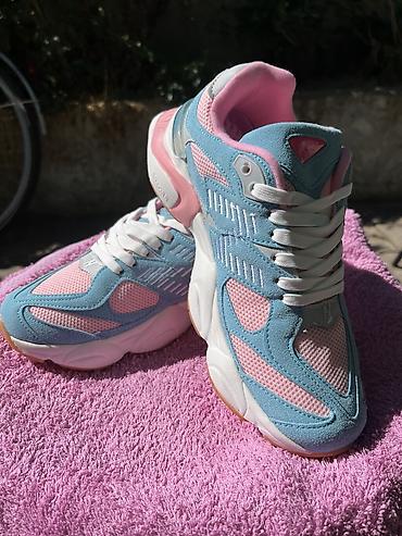 crocs papuce platforma: New Balance patike – pastel plavo/roze Dostupne u brojevima od 36 do — 2