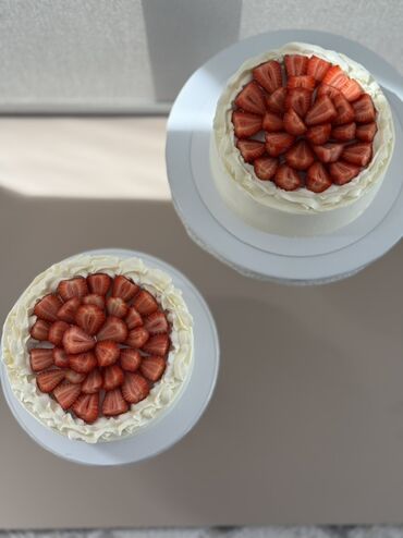 Кондитерские изделия, сладости: Эксклюзивные торты на заказ - Авторские многоярусные и порционные — 16