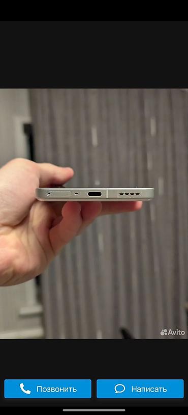 Realme: Realme GT 6, 256 ГБ, цвет - Белый, 2 SIM — 4