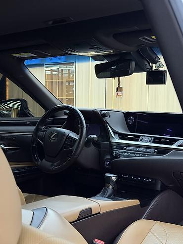 Lexus: Lexus ES: 2019 г., 2.5 л, Вариатор, Гибрид, Седан — 11