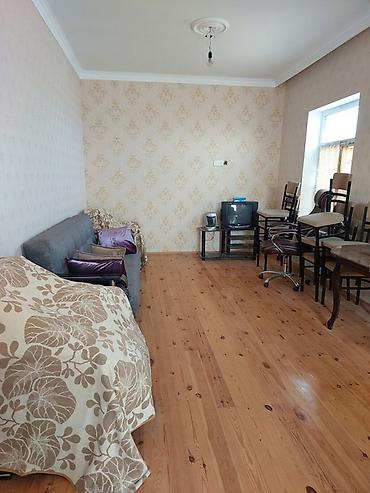 bakıxanov ev satışı: Satılır: 2 mərtəbəli fərdi evin daxili interyeri Satılır 7 otaqlı — 10