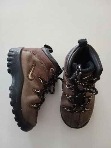 Gležnjače: Gležnjače, Nike, Veličina - 22 na lalafo.rs — 5 Gležnjače: Gležnjače, Nike, Veličina - 22 — 5