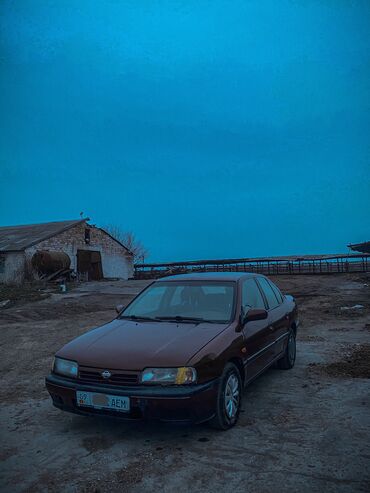 ниссан примера 1992: Nissan Primera: 1992 г., 2 л, Механика, Бензин, Седан