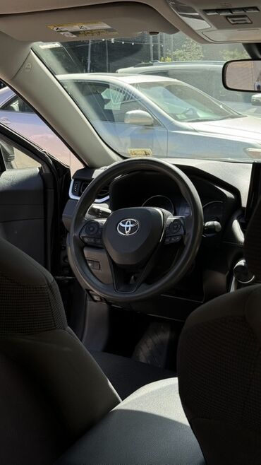 Toyota: Toyota RAV4: 2019 г., 2.5 л, Автомат, Бензин, Кроссовер — 3