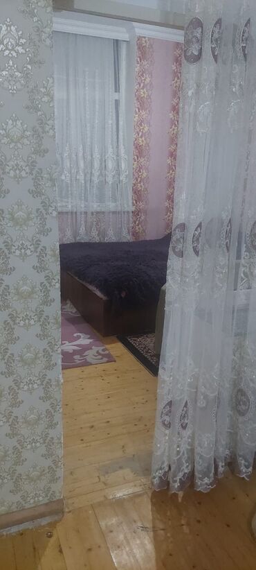 Həyət evləri və villaların satışı: 8-ci kilometr 5 otaqlı, 100 kv. m, Kredit var, Orta təmir — 6