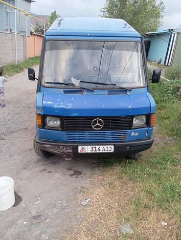 208d: Mercedes-Benz T1: 1991 г., 2.9 л, Механика, Дизель, Бус at lalafo.kg 208d: Mercedes-Benz T1: 1991 г., 2.9 л, Механика, Дизель, Бус