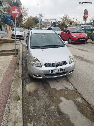 Οχήματα: Toyota Yaris: 1 l. | 2005 έ. Χάτσμπακ