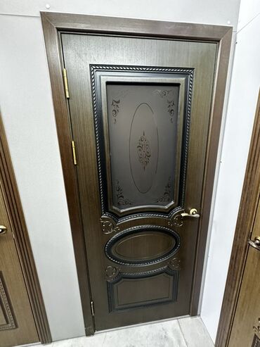 ош двер: Doors with glass
