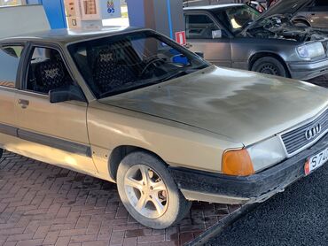 Audi: Audi 100: 1985 г., 2 л, Механика, Газ, Седан