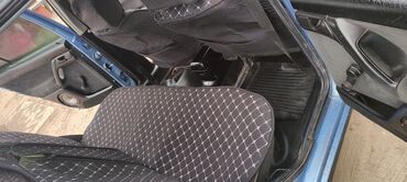 Volkswagen: Volkswagen Vento: 1994 г., 1.8 л, Механика, Бензин, Седан — 7