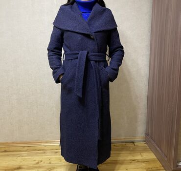 palto modelleri 2022: Пальто 2XL (EU 44), цвет - Синий