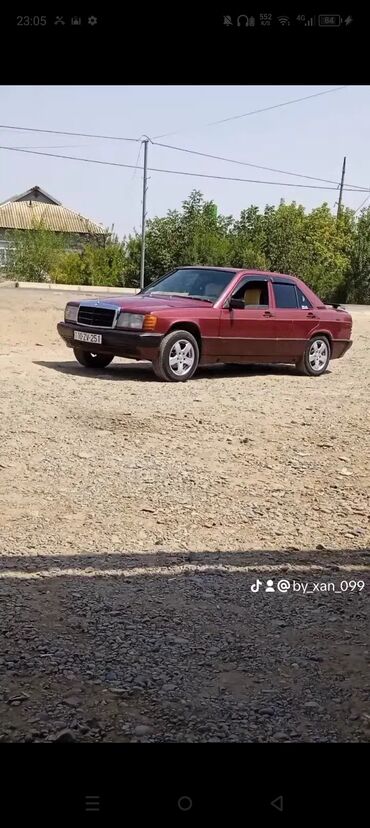 Mercedes-Benz: Mercedes-Benz 190: 2 l | 1992 il Sedan