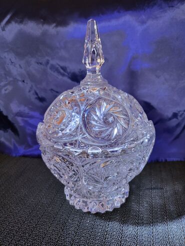 Kuhinjski setovi: Bombonijera nova kristal Zajecar 70te. Nova bombonijera,sve na njoj — 3