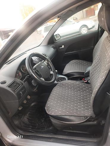 Ford Mondeo: 2001 г., 2 л, Механика, Бензин, Седан