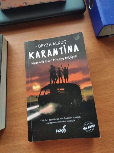 Kitablar, jurnallar, CD, DVD: Karantina 1 Çakma Beyza Alkoç 

çatdırılma Elimler metrosu