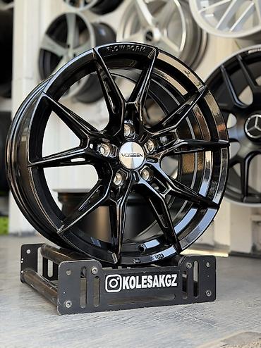 rays volk: Литые Диски R 17 Vossen, Комплект, отверстий - 5, Новый — 1
