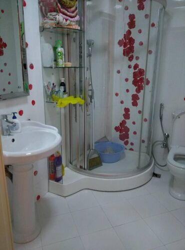 Yeni tikili: 4 otaqlı, Yeni tikili, 200 kv. m — 24