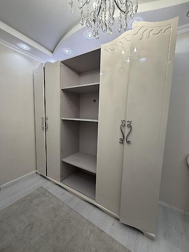детский койноктор: Шкаф б/у 
Самовывоз 7 мкр 
5000 сом — 1