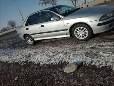 Mitsubishi: Mitsubishi Carisma: 2002 г., 1.6 л, Механика, Бензин, Седан