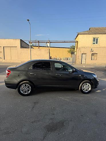 Транспорт: Chevrolet Cobalt sedan - Kuzov: 4 qapılı sedan, tünd boz rəng - — 2