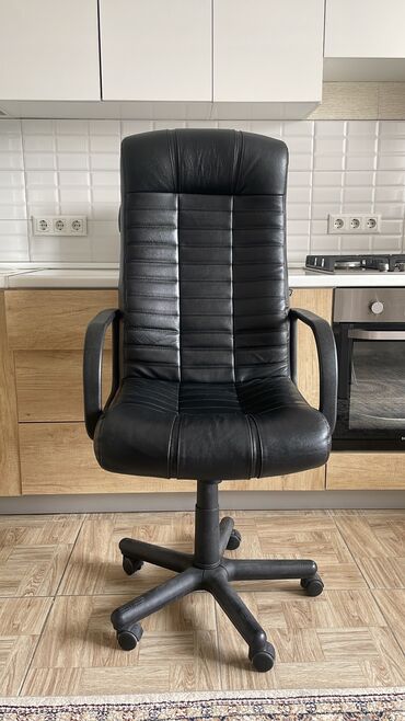 мебель кресла: Кресло руководителя