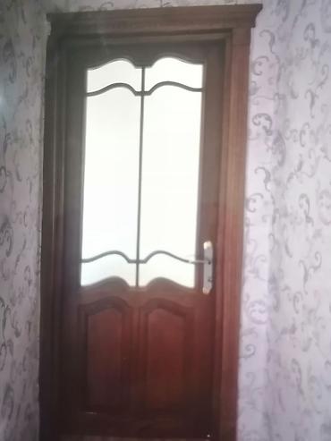tek yatag: Taxta otaq qapısı - Material: massiv taxta (təbii ağac), qəhvəyi — 1