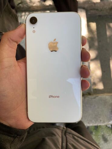 iphone xr белый: IPhone Xr, Б/у, 128 ГБ, Белый, 78 %