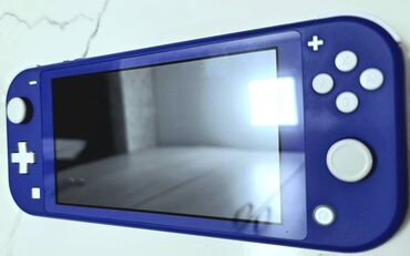 switch lite: Продам Nintendo Switch Lite 32Gb (чипованная). C установленной