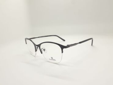 Eynəklər: Her nov optik eyneklerin sifarisi — 25
