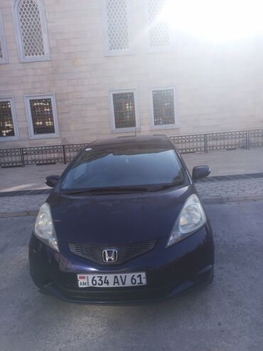 tayota runx: Honda Fit: 2008 г., 1.3 л, Вариатор, Бензин, Универсал