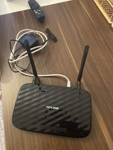 simsiz wifi modem: Tb link wifi abarati islekdir az istifade olunub