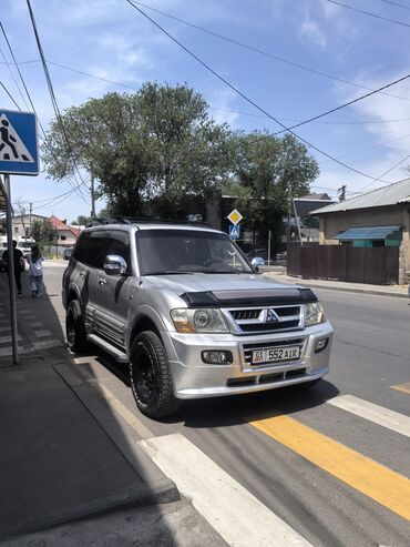 Mitsubishi: Продаю Mitsubishi Montero 2001 год. Отличный внедорожник который