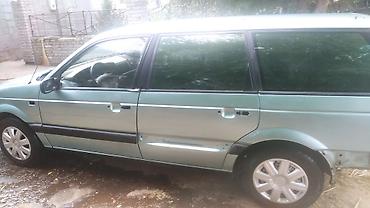 pass: Volkswagen Passat Variant: 1990 г., Универсал — 2