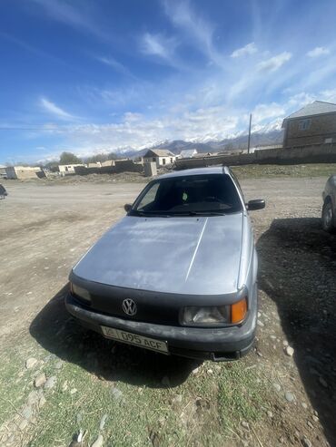 volkswagen crafter цена: Volkswagen Passat: 1989 г., 1.8 л, Механика, Бензин, Седан