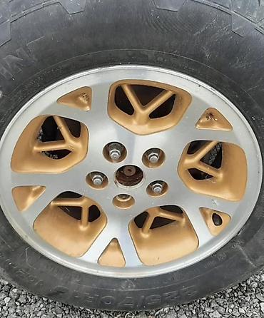pr auto lajkovac: DELOVI GRAND CEEROKE 5.2 | Motor prodat, ostalo u ponudi — 4
