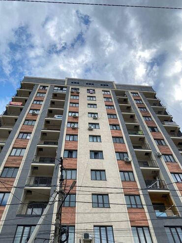 квартира на ночь восток 5: 3 комнаты, 72 м², Элитка, 5 этаж, ПСО (под самоотделку)