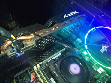 Desktop računari i radne stanice: Gejmer A10 Apy Jaka Gejming Mašina-Cinii mi se da je fabricki GEJMER — 8