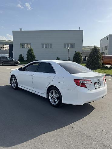 Toyota: Toyota Camry: 2012 г., 2.5 л, Типтроник, Бензин, Седан — 10