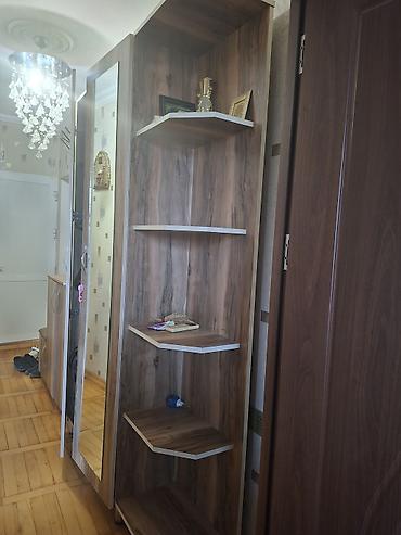 parca skaflar: Dəhliz dolabı yaxşı vəziyyətdə
ünvan hövsan — 2