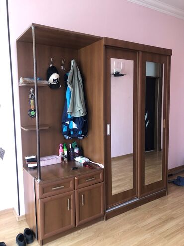 Divan və kreslo dəstləri: Kupe, 3 qapılı Düz dolab, Dəhliz dolabı
