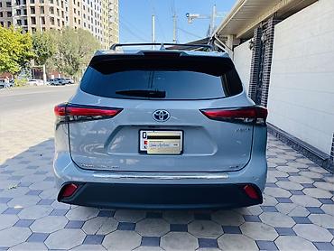 Toyota: Toyota Highlander: 2022 г., 2.5 л, Автомат, Гибрид, Кроссовер — 3