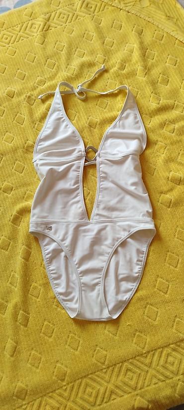 parfemske note: Potpuno nov jednodelni kupaći brenda SPEEDO, vel 42. Vezuje se na — 1