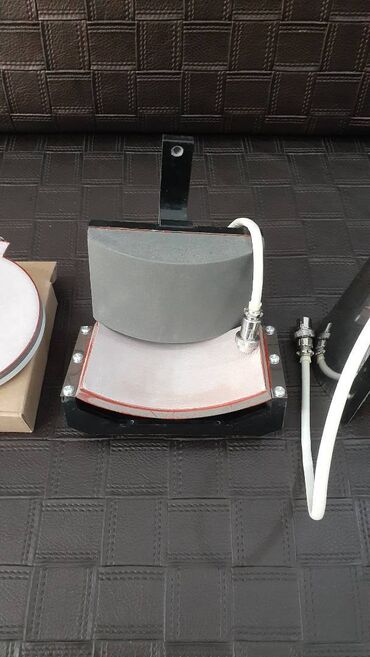 Pres aparatları: Səliqəli istifadə olunub. Fincanlara idman papaqlarına t-shirtlərə — 12